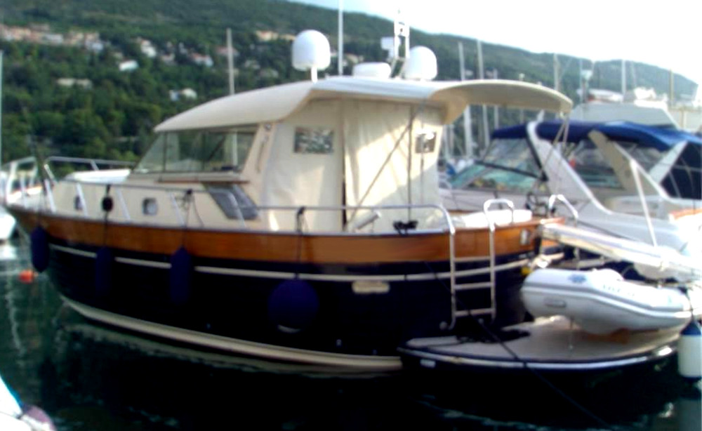 <<< VENDUTO >>> ApreaMare 45 Cabin + 2x 480 Hp Volvo Penta Diesel<br><a href=dettaglio.aspx?Id=38 >VAI ALLA SCHEDA</a>